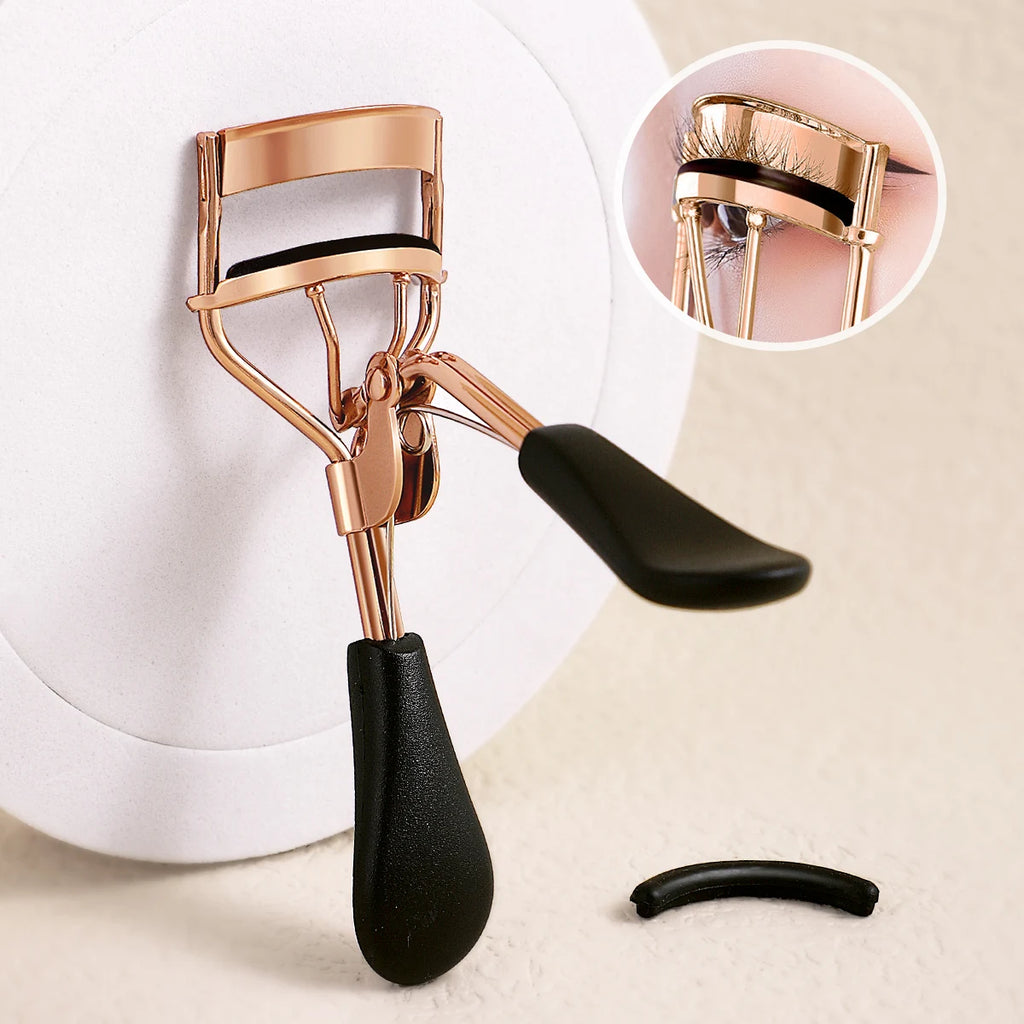 Smooth Handle Stainless Steel Eyelash Curler – Salon-Quality Beauty Tool