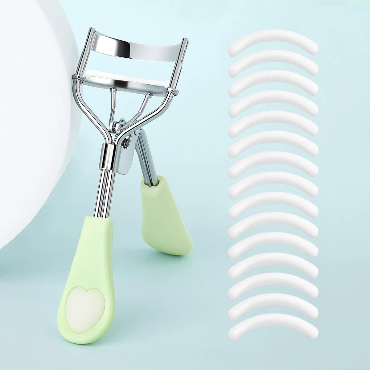 Smooth Handle Stainless Steel Eyelash Curler – Salon-Quality Beauty Tool
